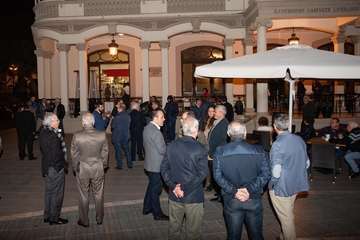 Morales recoge la Medalla de Oro de la Cámara por el servicio del Cabildo a la economía de la Isla (Foto TA)
